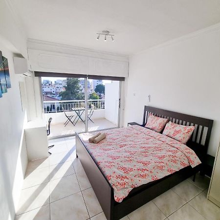 City View Rooms Larnaca Exterior photo