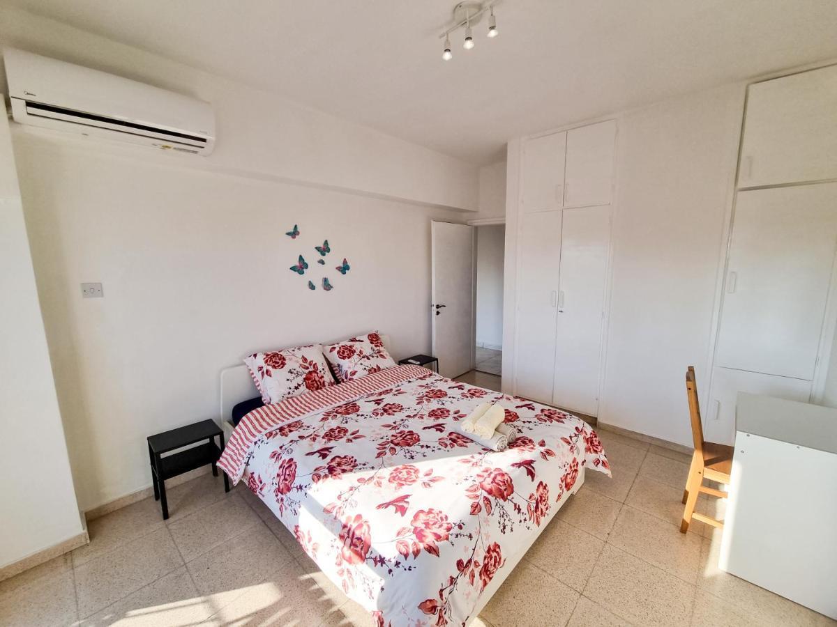 City View Rooms Larnaca Exterior photo