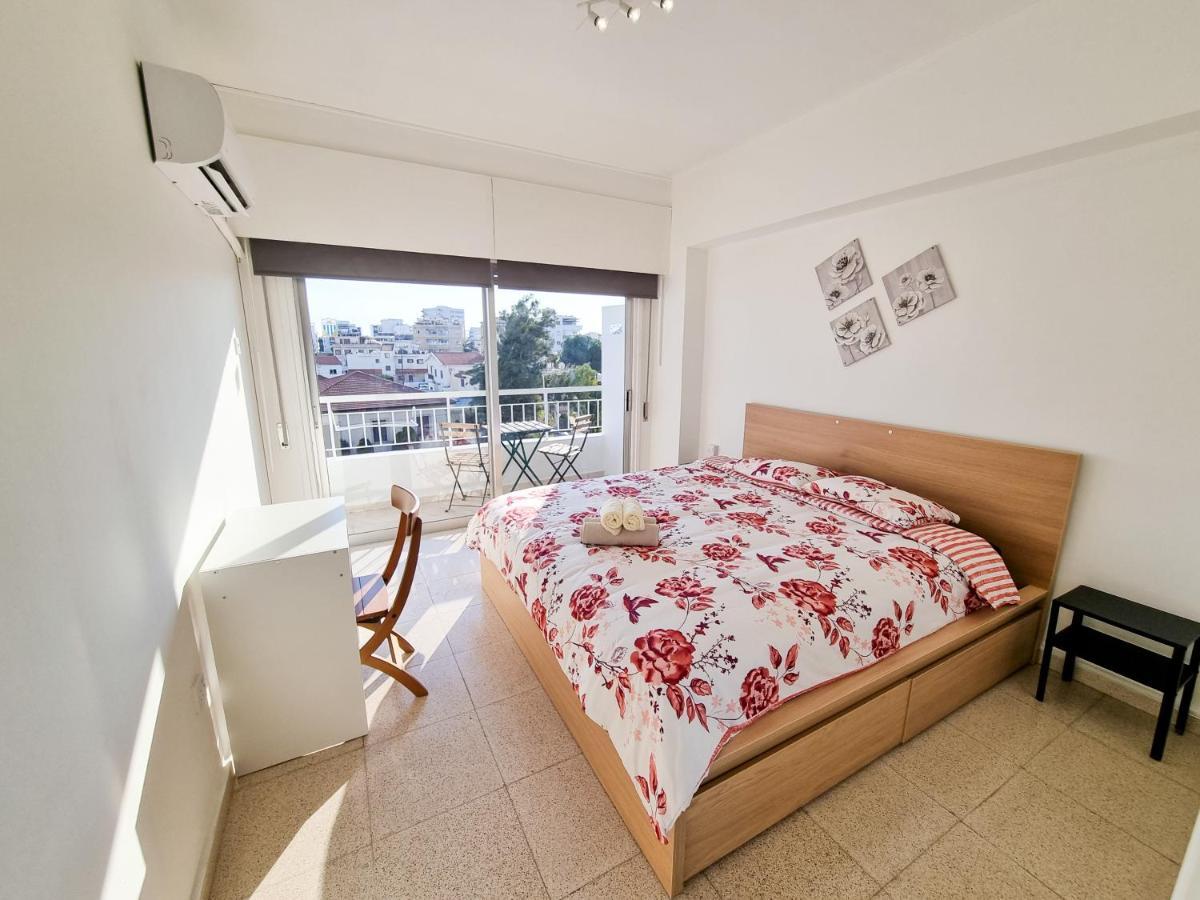 City View Rooms Larnaca Exterior photo