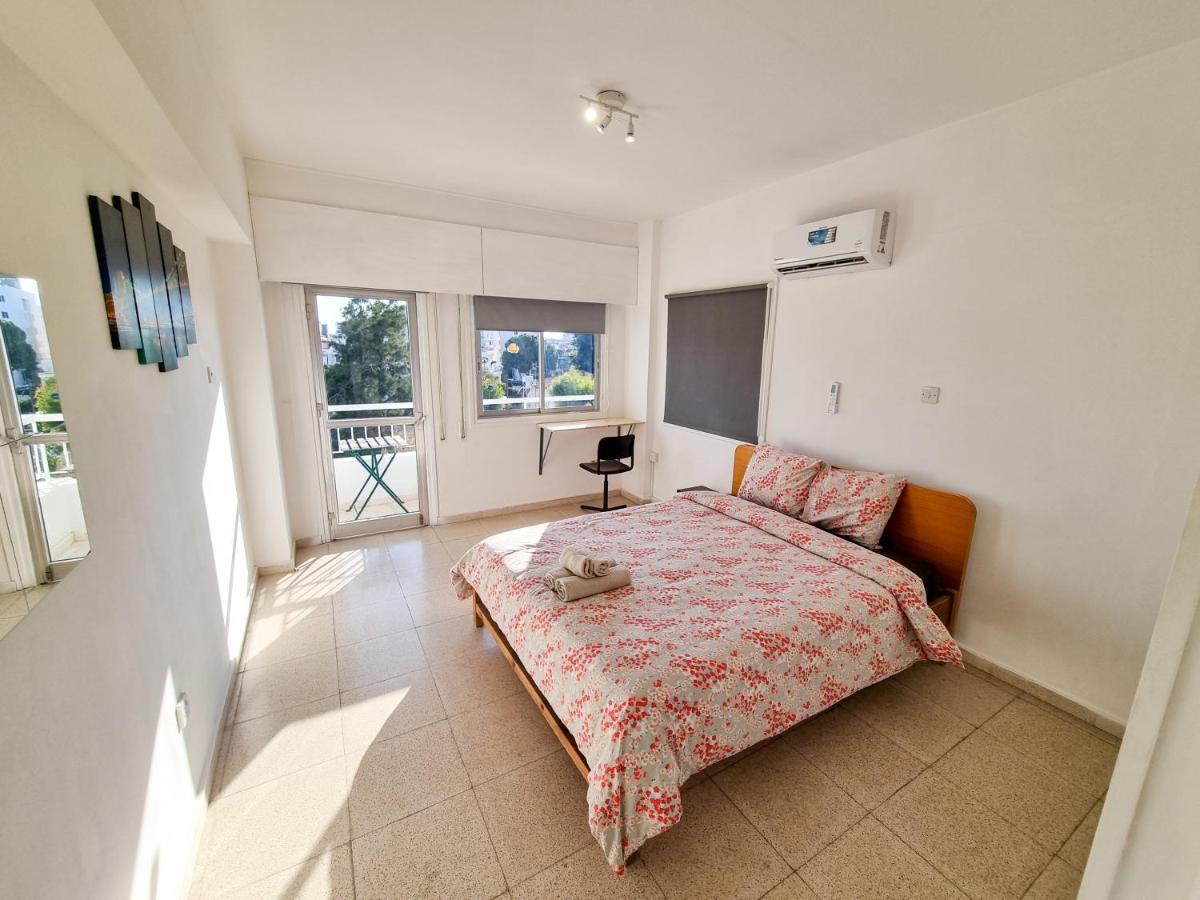 City View Rooms Larnaca Exterior photo